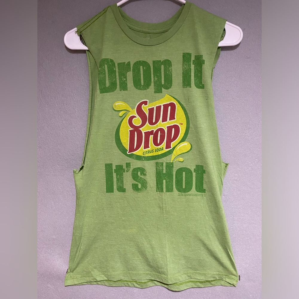 TNT Sundrop Cut Out Tee